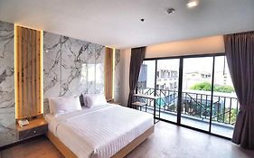Sleep With Me Pattaya